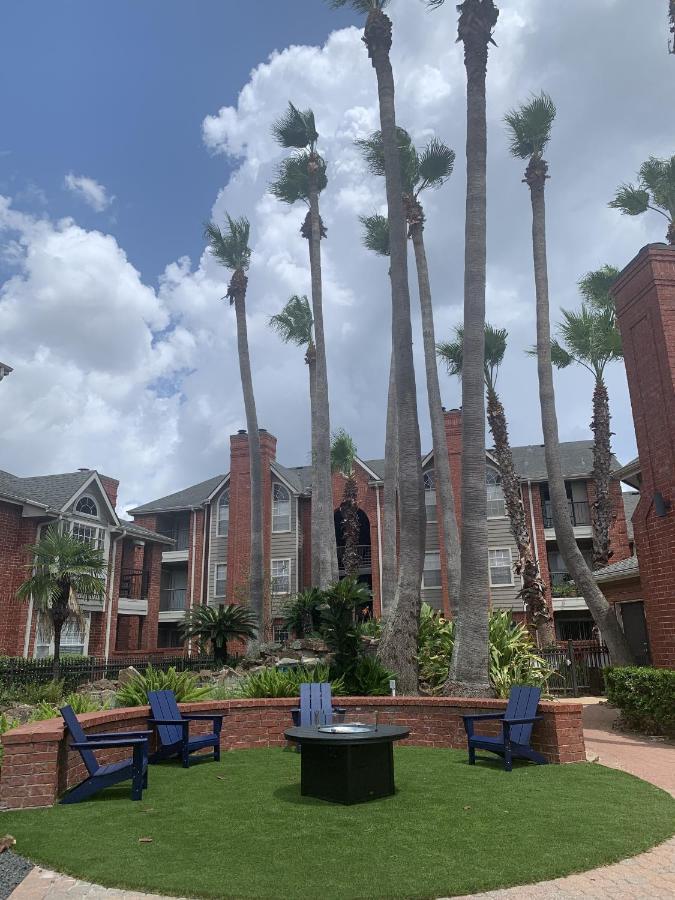 Spacious 2Br&2Ba Med Center Apt, Free Parking&Shuttle Houston Eksteriør bilde